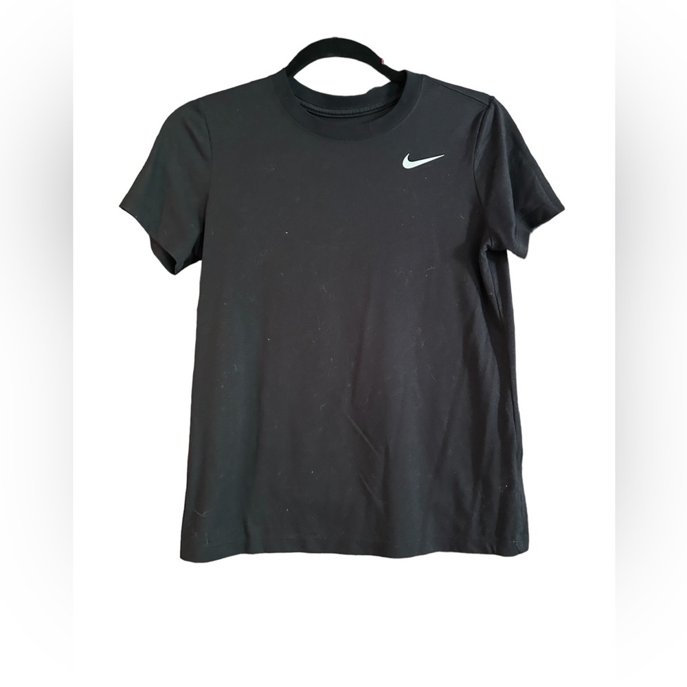 Nike- dry fit top